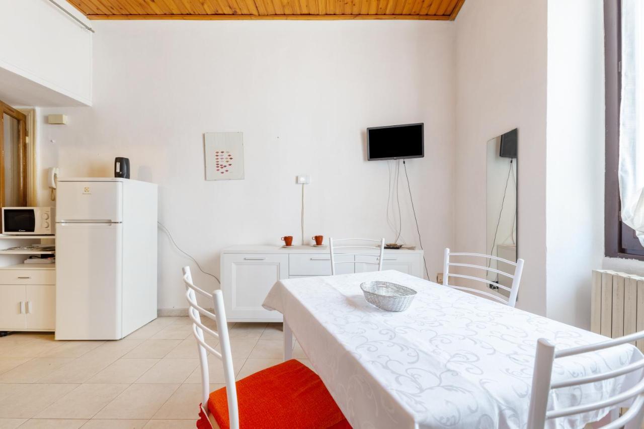 Darsena Navigli - Porta Genova M2 Studio Milano Eksteriør bilde